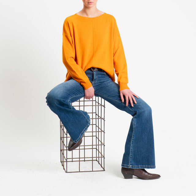 Tensione in-Maglia 100% LANA riga centrale spacchi laterali - arancio