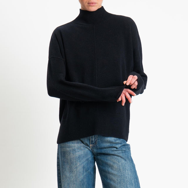 Tensione in-Maglia 100% LANA spacchi laterali - nero