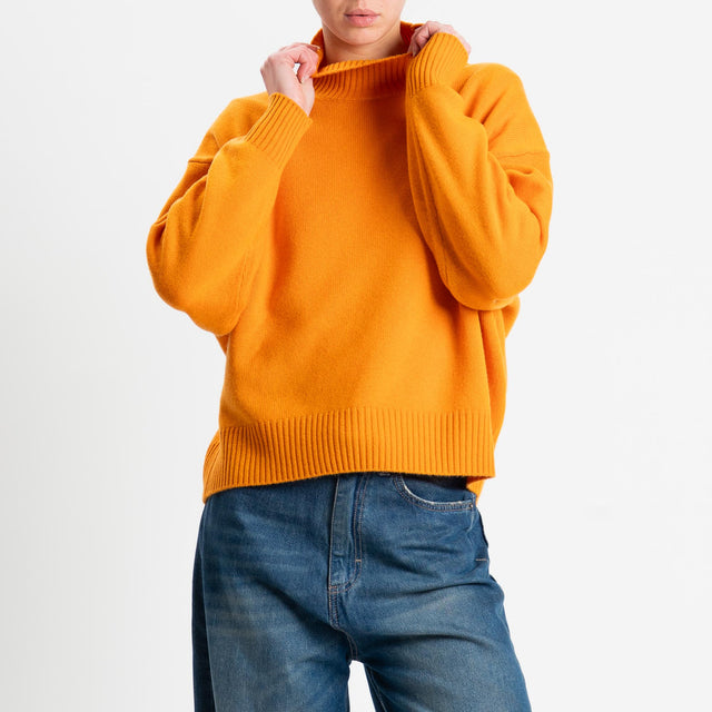 Tensione in-Maglia collo alto 100 % LANA - arancio