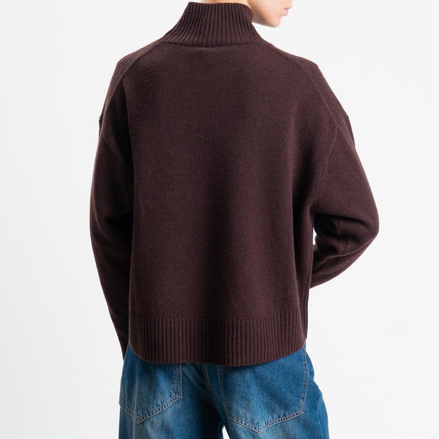 Tensione in-Maglia collo alto 100 % LANA - moro