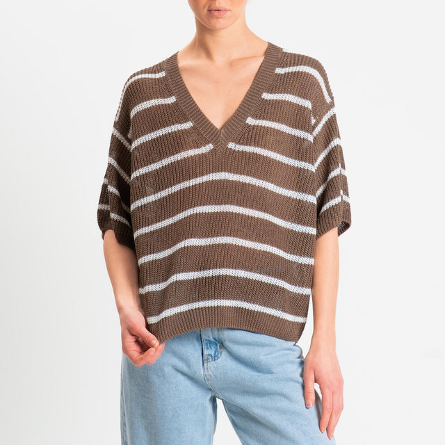 Tensione in-Maglia a righe mezza manica scollo a v coste inglesi- cioccolato/panna
