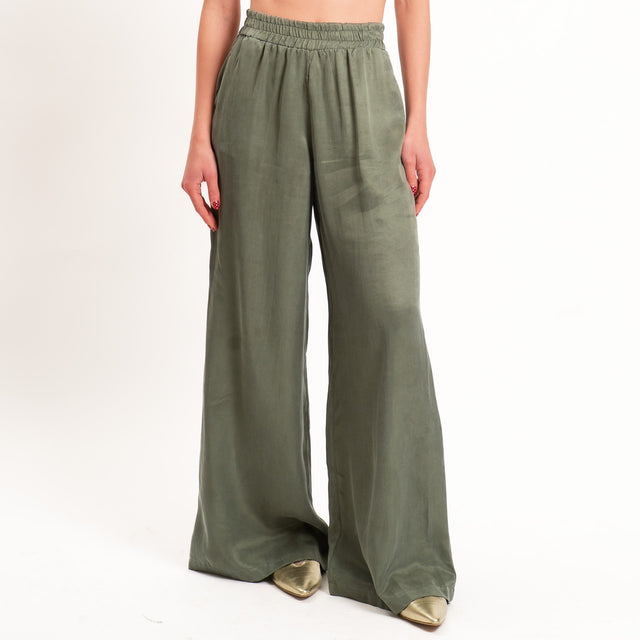 Tensione in-Completo top + pantalone tessuto cupro - militare