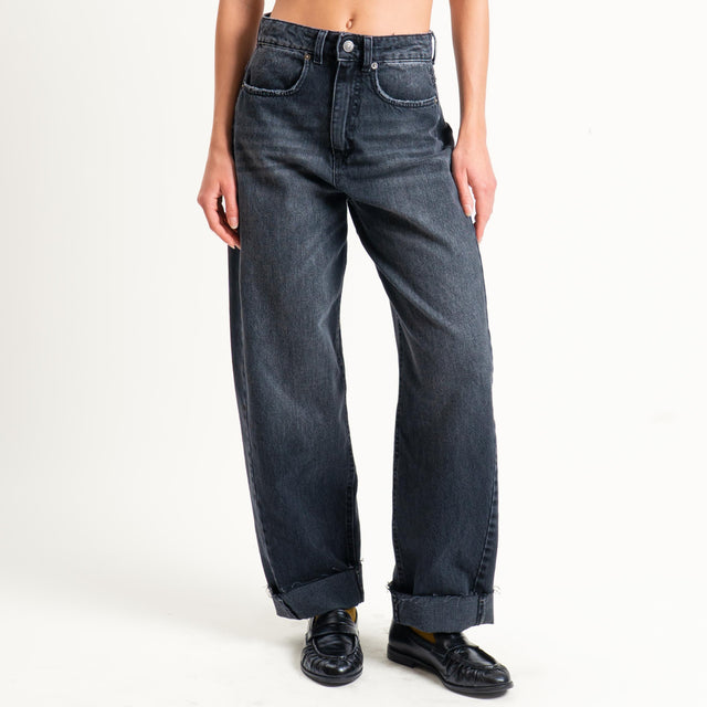 Tensione in-Jeans ZORA barrel taglio vivo - denim nero