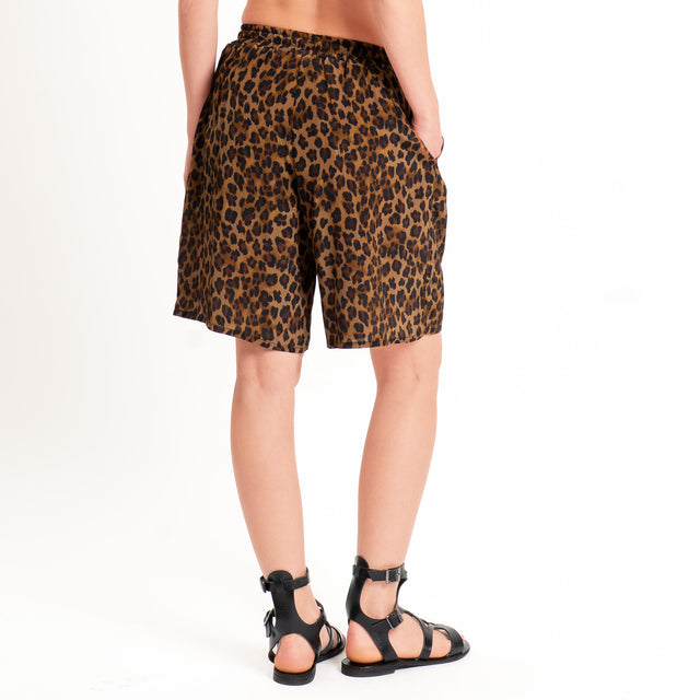 Tensione in-Shorts animalier elastico in vita - tabacco/nero