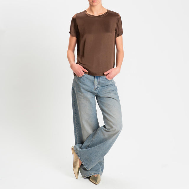 Vicolo-Blusa satin elasticizzata mezza manica - cacao