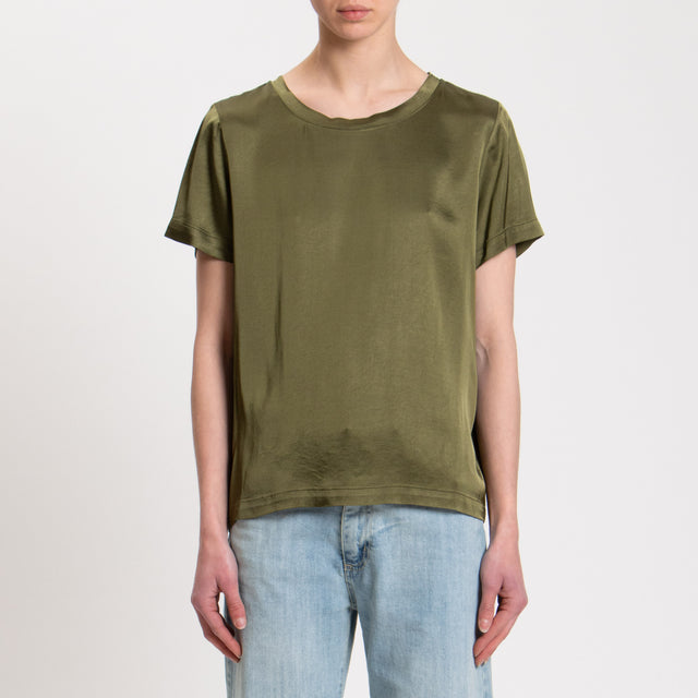 Vicolo-Blusa in satin mezza manica - militare