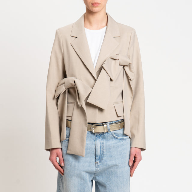 Vicolo-Giacca crop applicazione fiocchi - beige