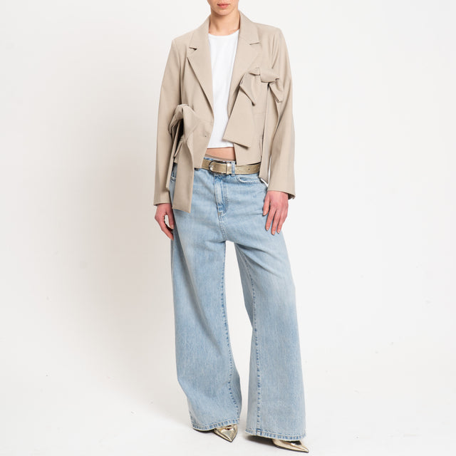 Vicolo-Giacca crop applicazione fiocchi - beige