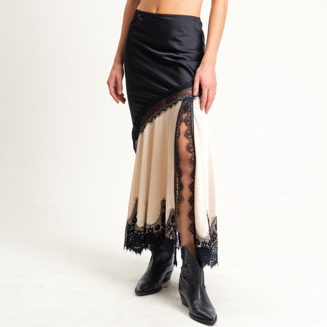 Vicolo- Gonna in satin con pizzo spacco laterale - nero/avorio