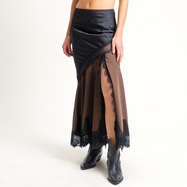 Vicolo- Gonna in satin con pizzo spacco laterale - nero/moro