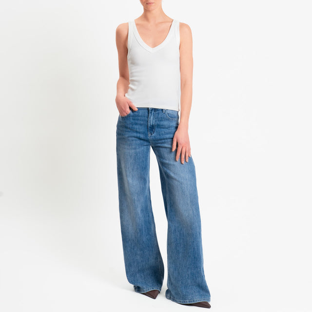 Vicolo-Top scollo v a costine - bianco