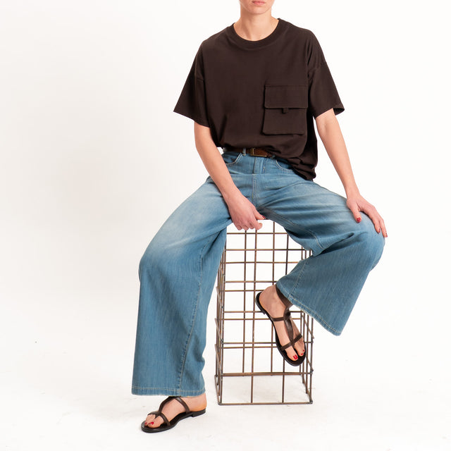 Vicolo-T-shirt girocollo con taschino - moro