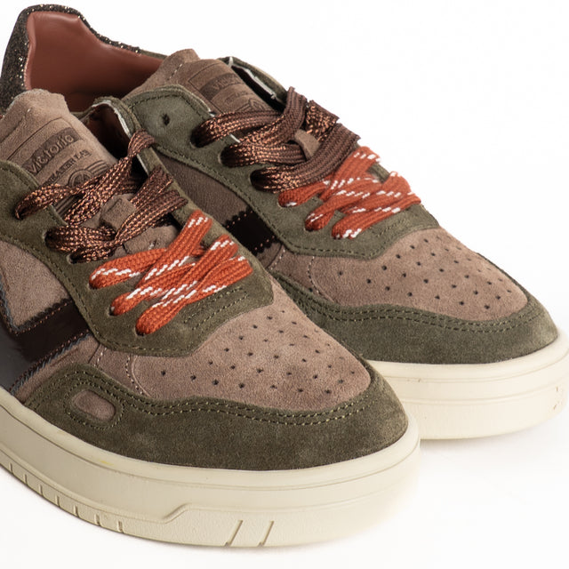 Victoria-Sneakers con borchie doppio laccio - kaki/caffe
