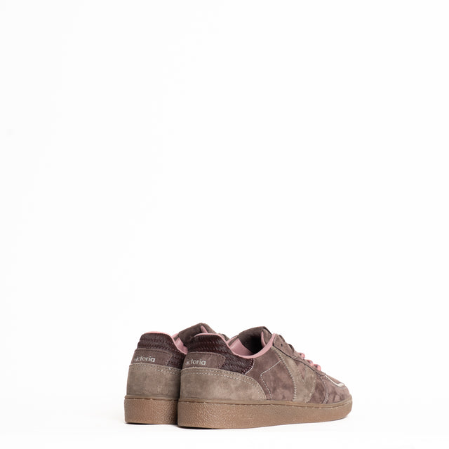 Victoria-Sneakers scamosciata con doppio laccio - marrone