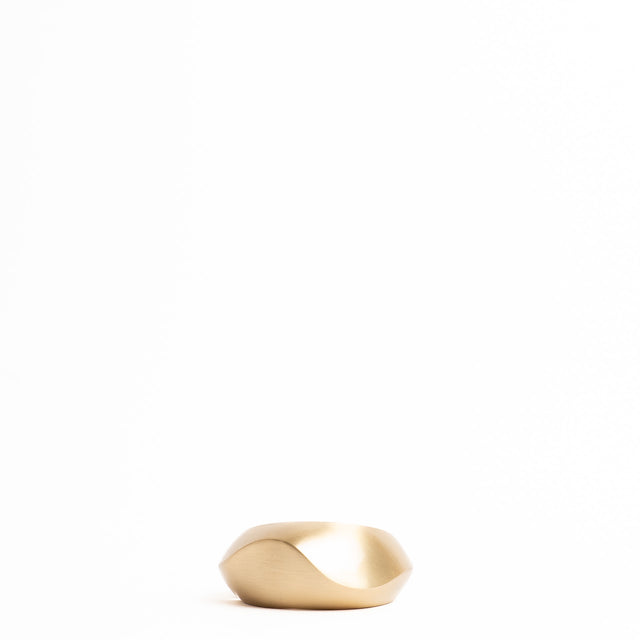W by Whitemood - Matte wavy bangle - gold