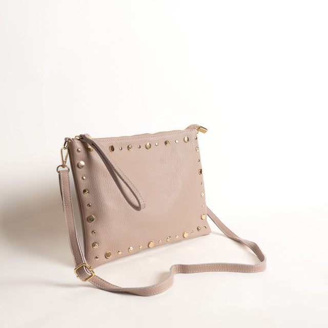 W by Whitemood- Pochette grande con borchie - cipria