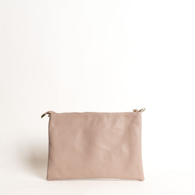 W by Whitemood- Pochette grande con borchie - cipria