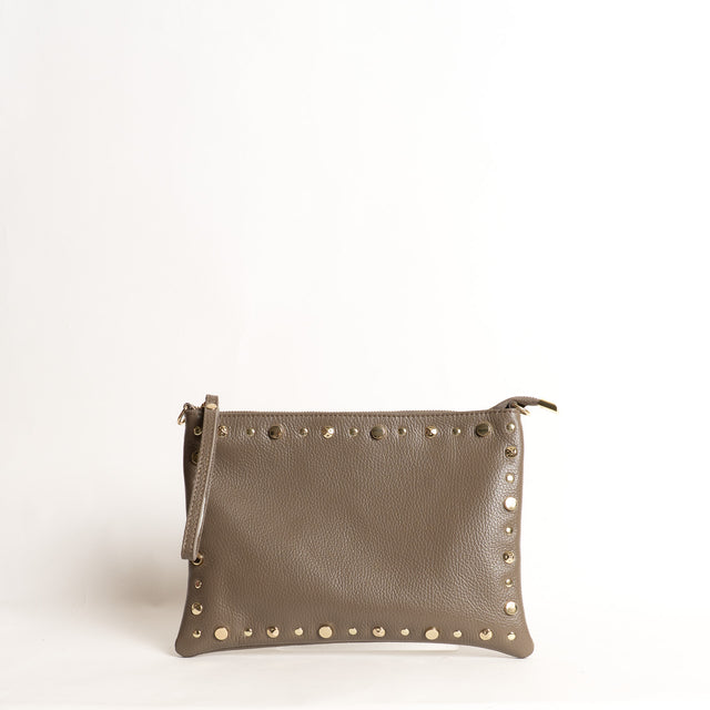 W by Whitemood- Pochette grande con borchie - taupe