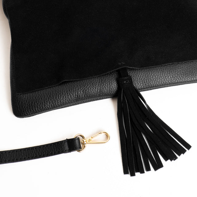 W by Whitemood-Pochette doppio tessuto con nappina - nero