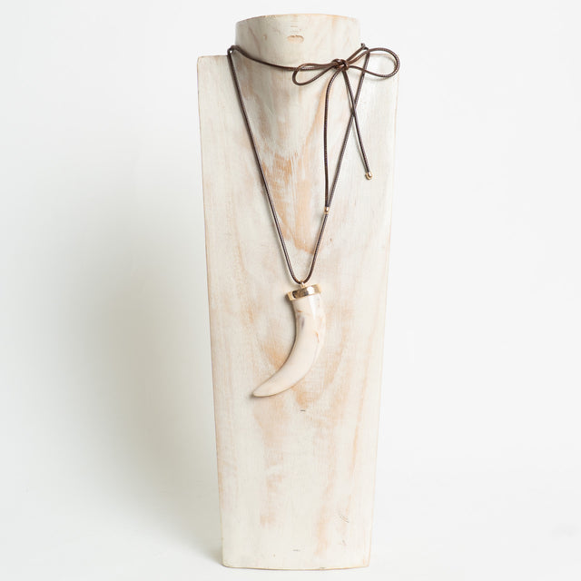 W by Whitemood-Collana corda ciondolo corno piatto - avorio