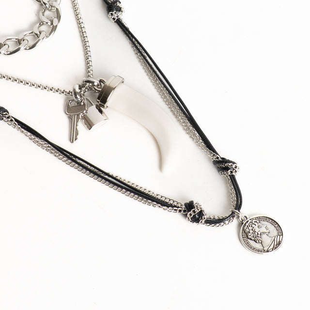 W by Whitemood-Collana multifilo corno e moneta - silver