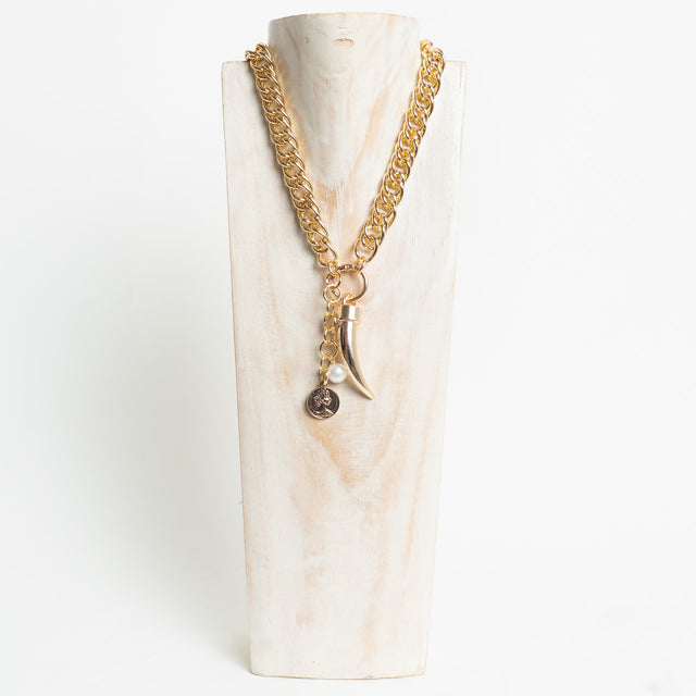 W by Whitemood - Collar de cadena con cuerno y colgantes - dorado
