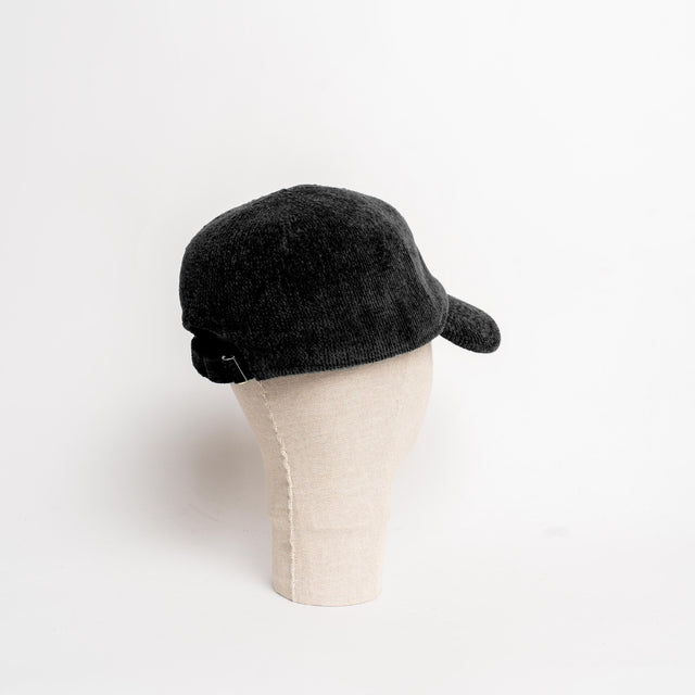 W by Whitemood- Cappello con visiera in velluto - nero