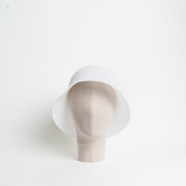 W by Whitemood- Bucket hat intrecciato - bianco