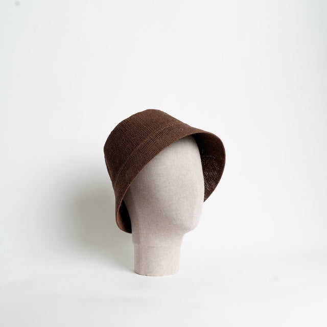 W by Whitemood-Bucket hat in rafia intrecciata - choco