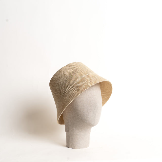 W by Whitemood-Bucket hat in rafia intrecciata - sand