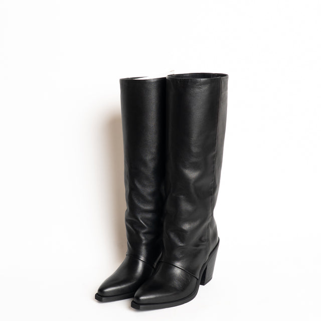 Whitemood-Texano in pelle con tacco - nero