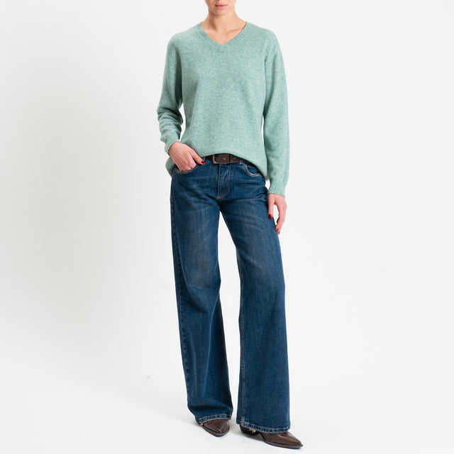 Zeroassoluto-Maglia scollo v regular fit - salvia