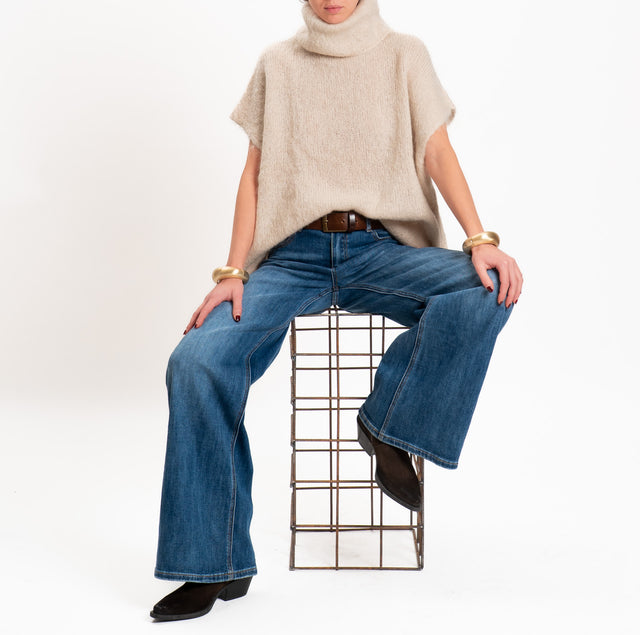 Zeroassoluto-Maglia KID MOHAIR collo ad anello - beige