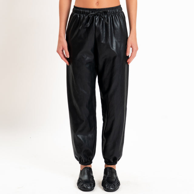 Zeroassoluto-Pantalone jogger similpelle con coulisse - nero