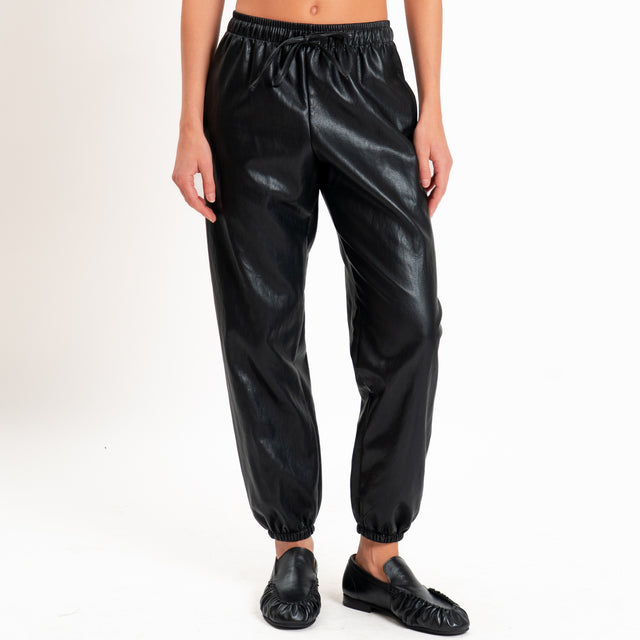 Zeroassoluto-Pantalone jogger similpelle con coulisse - nero