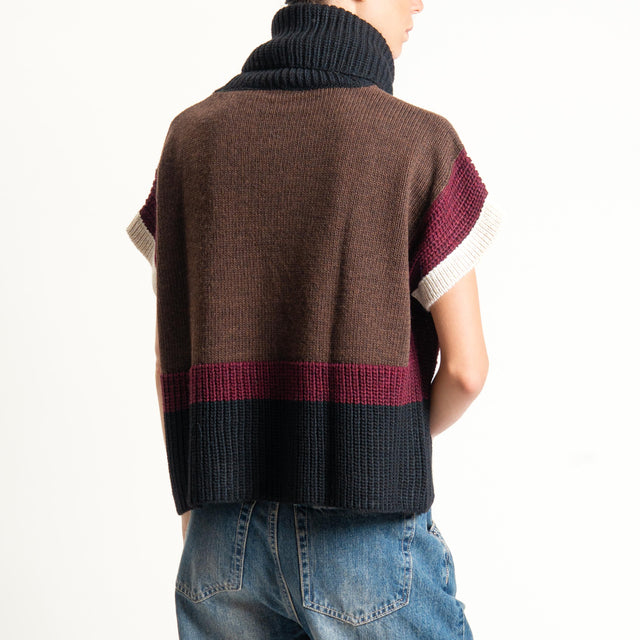 Zeroassoluto-Maglia collo alto misto alpaca - nero/moro/vino