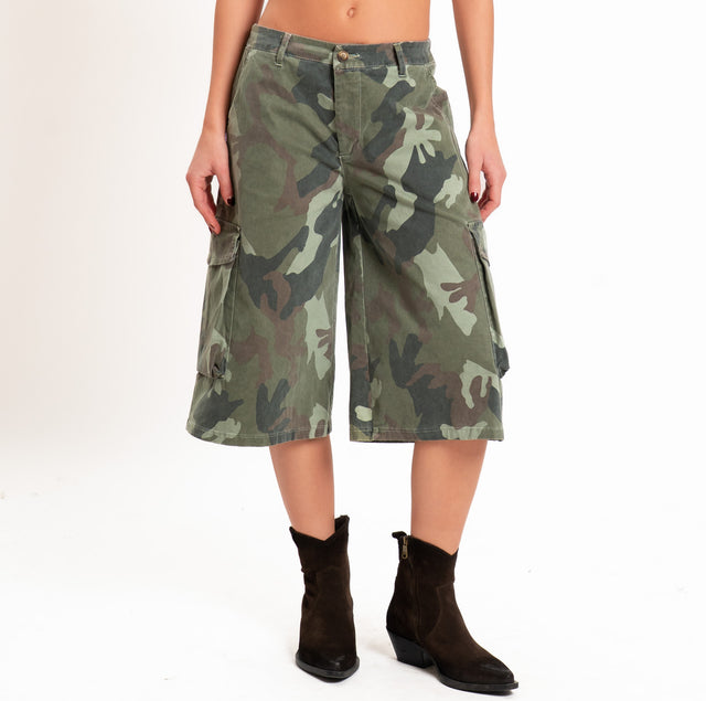 Zeroassoluto-Bermuda cargo camouflage elastico dietro - salvia/moro