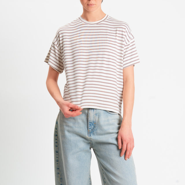 Zeroassoluto-T-shirt girocollo a righe in jersey elasticizzato - panna/cuoio
