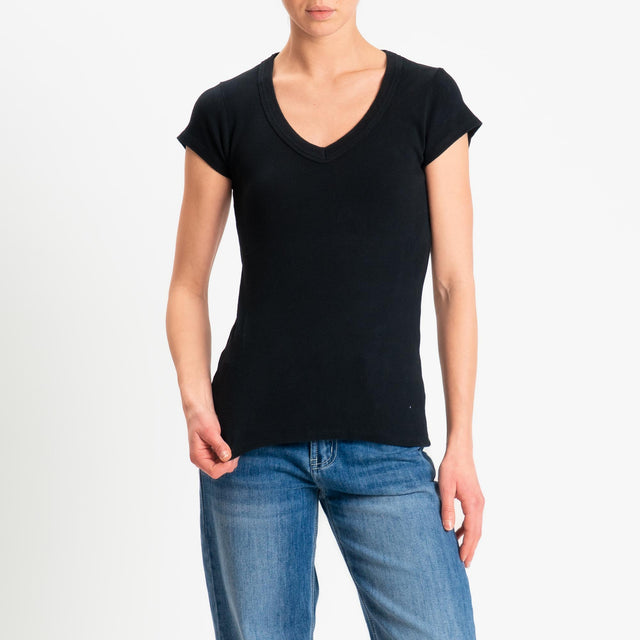 Zeroassoluto- T-shirt a costine scollo v cotone elasticizzato - Nero