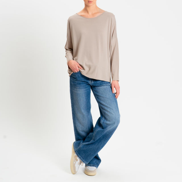 Zeroassoluto-Maglia scollo barca taglio vivo - sabbia