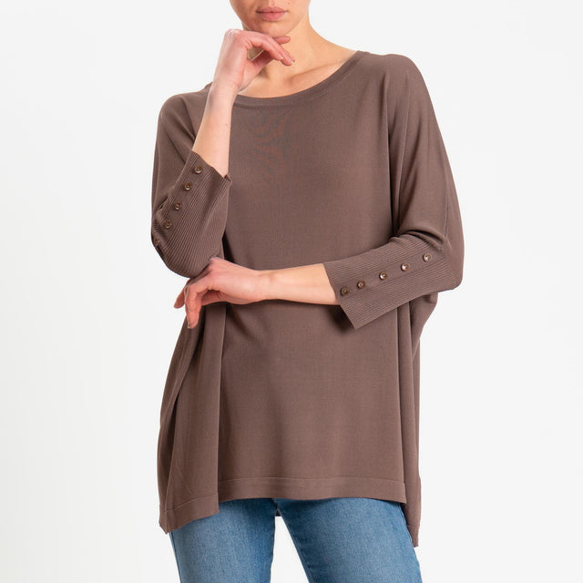 Zeroassoluto-Maglia over bottoni sulle maniche - choco