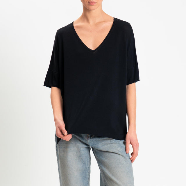 Zeroassoluto-Maglia over scollo v spacchi laterali - nero