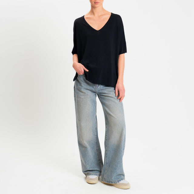 Zeroassoluto-Maglia over scollo v spacchi laterali - nero