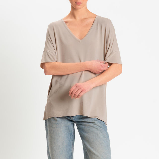 Zeroassoluto-Maglia over scollo v spacchi laterali - sabbia