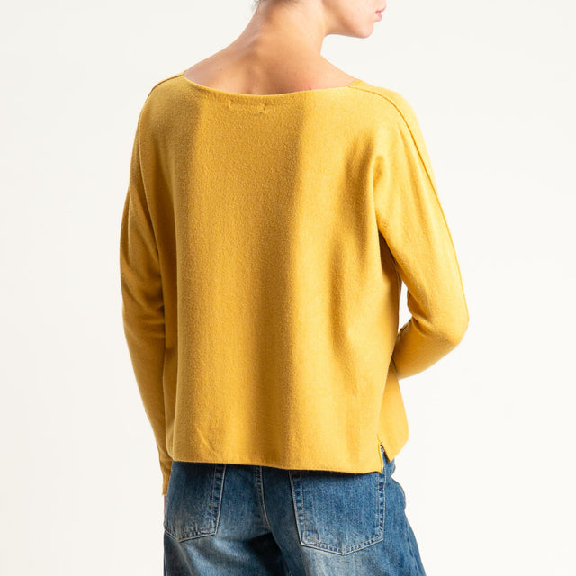 Zeroassoluto-Maglia girocollo spacchi laterali - ocra