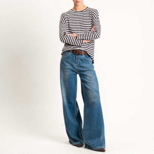 Zeroassoluto- T-shirt a righe scatola in jersey - latte/moro