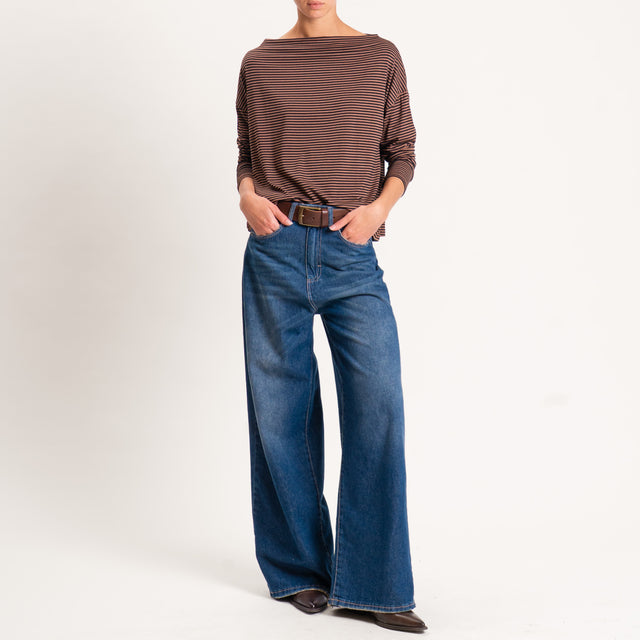 Zeroassoluto-T-shirt CLOE righe in jersey - cuoio/nero