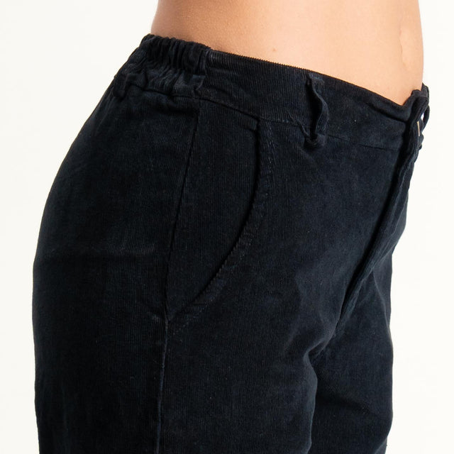 Zeroassoluto-Pantalone LILLY velluto millerighe - nero