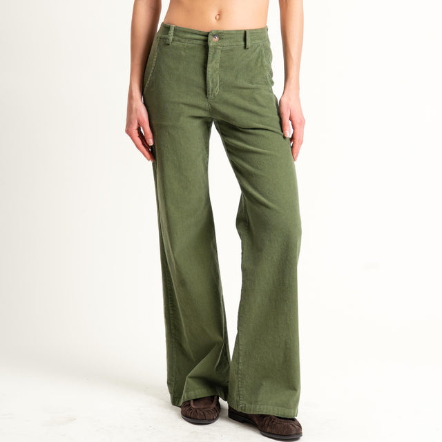 Zeroassoluto-Pantalone LILLY velluto millerighe - oliva