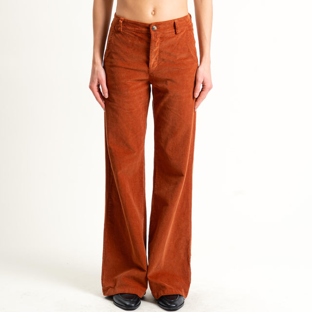 Zeroassoluto-Pantalone LILLY velluto millerighe - rust